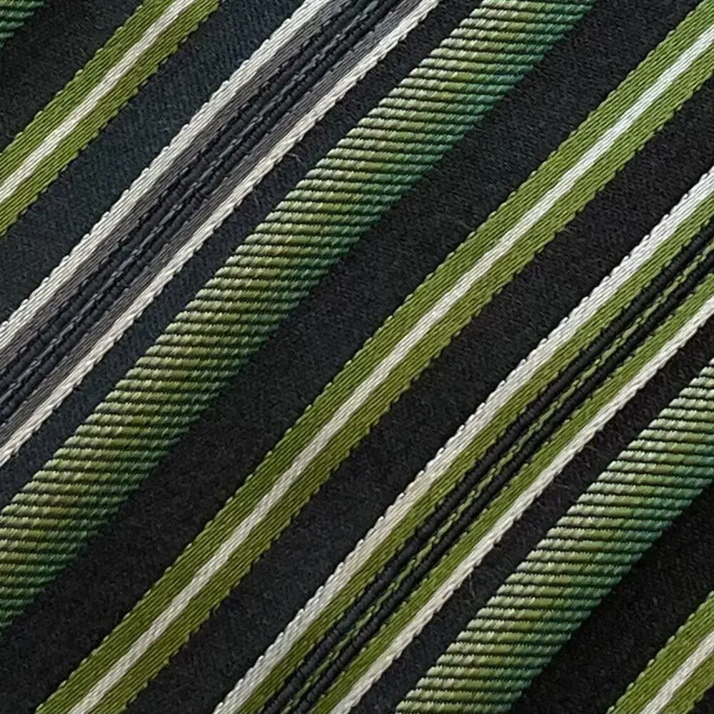 Geoffrey Beene Green Gray Stripe Silk Tie, Minimalist, Preppy, Classic 57